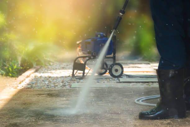 Best Sidewalk and Walkway Pressure Cleaning in Lannon, WI